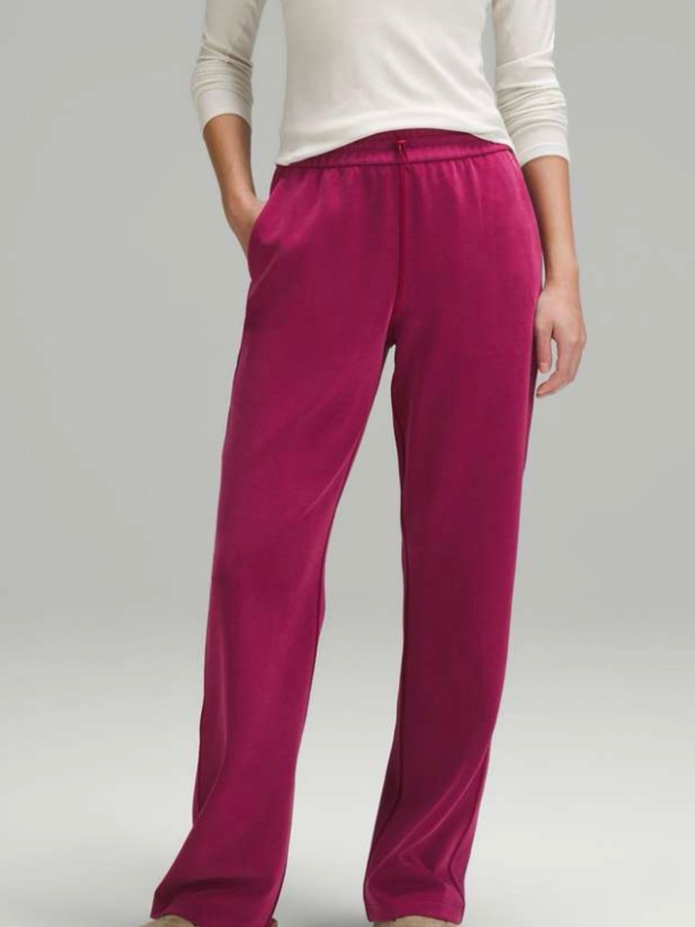 lululemon deep luxe softstreme high-rise pants * hemmed to 29” length